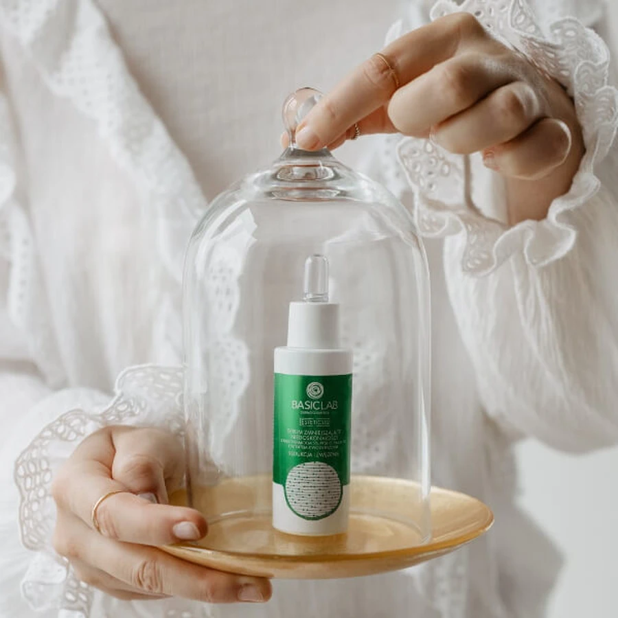BasicLab Esteticus, imperfectieverminderend serum met niacinamide 5%, vermindering en vernauwing, 15 ml