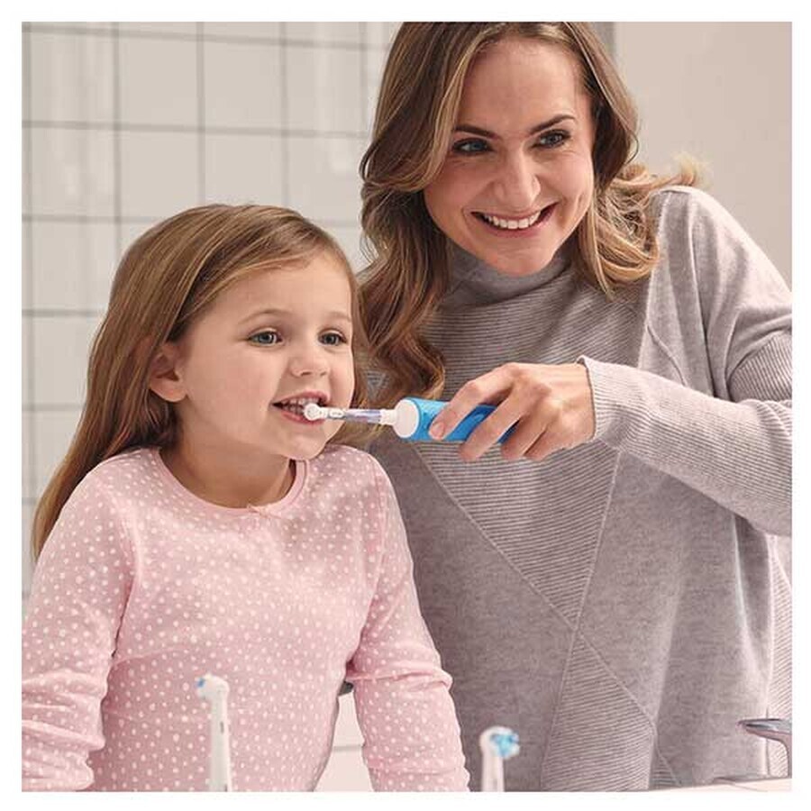 Oral-B Kids Stages Power, Electric Toothbrush Tips, Frozen EB10s-4, 3 Years+, Ultra Soft, 4 Pieces