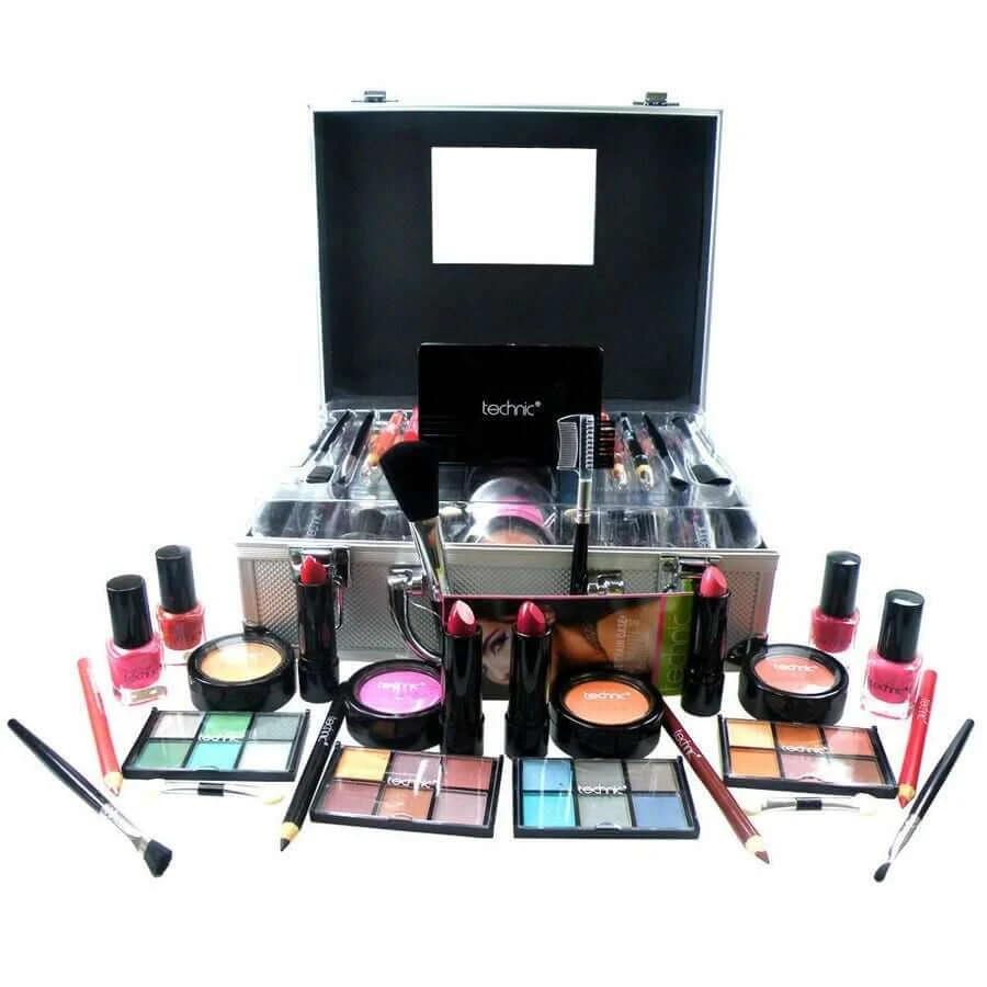 Kit de maquillaje + neceser Technic