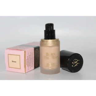 Too Faced Born This Way Foundation Snow shade