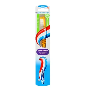 Periuța de dinți Aquafresh Family Medium, 1 buc