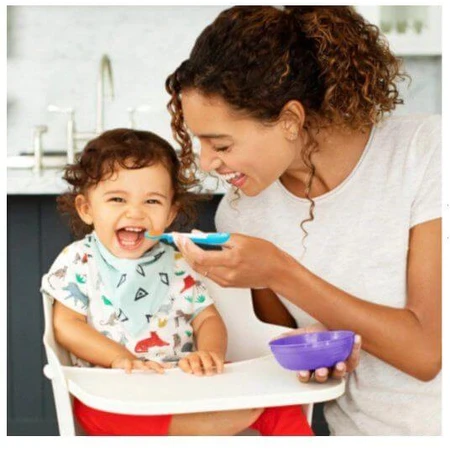 Munchkin Set of colorful bowls with lids and spoons 10 pcs