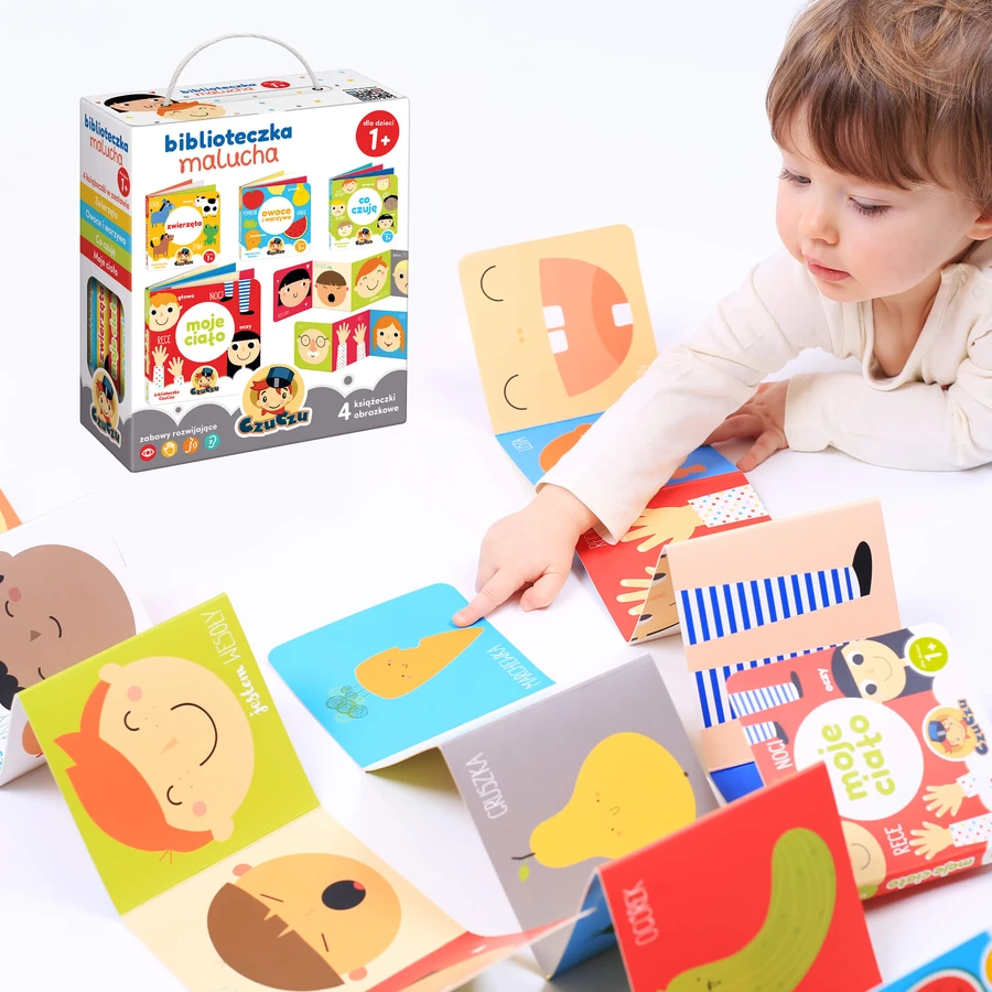 CzuCzu Little book, 4 cărți pentru copii de la 12 luni