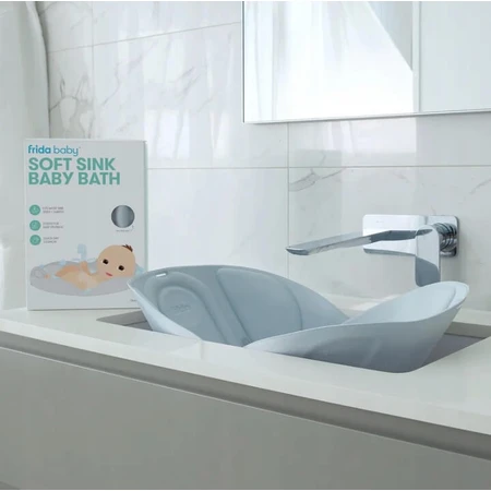 Frida Baby, folding baby bath tub