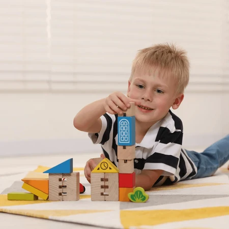 Wooden building blocks set - City, 18 pieces