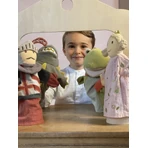Muñeca de mano rana parlante, Egmont Toys