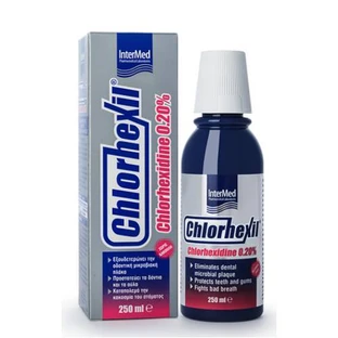 INTERMED Chlorhexil 0.20% Chlorhexidine Płyn do płukania jamy ustnej na płytkę bakteryjną dziąseł i podrażnienia jamy ustnej 250ml