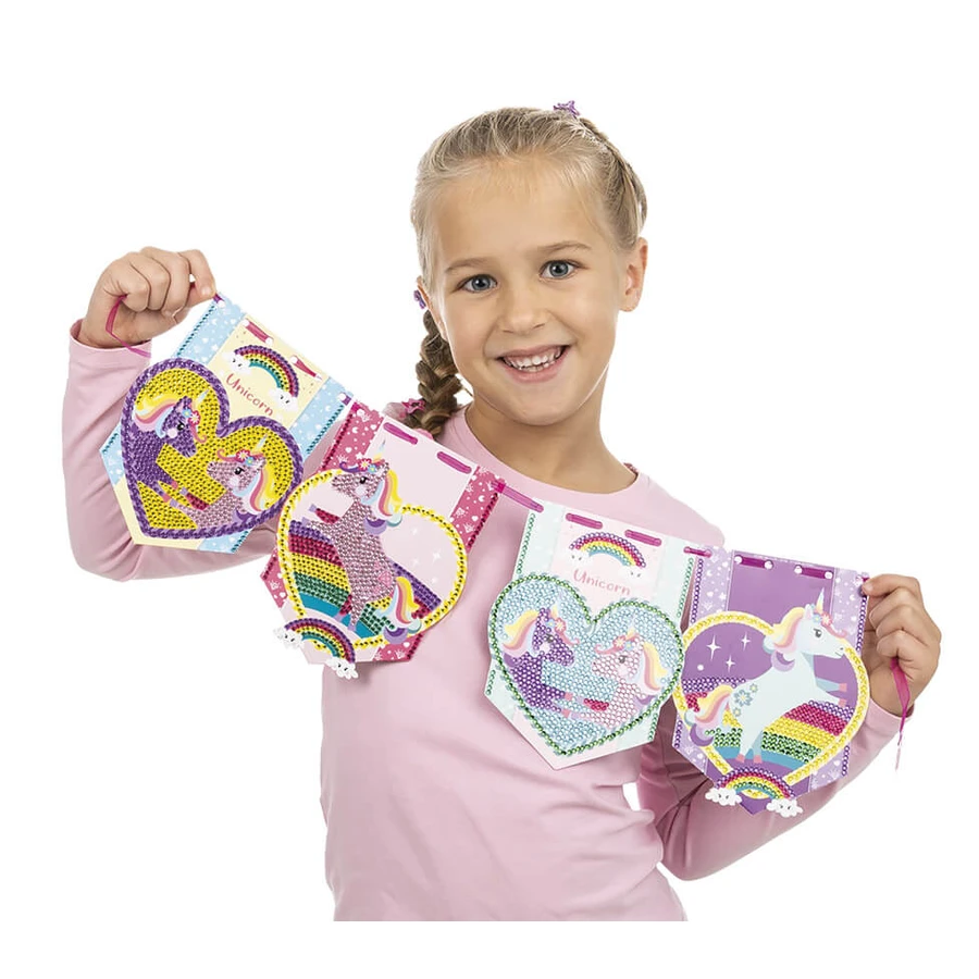 2 in 1 creative studio with unicorns, diamond painting and bracelets