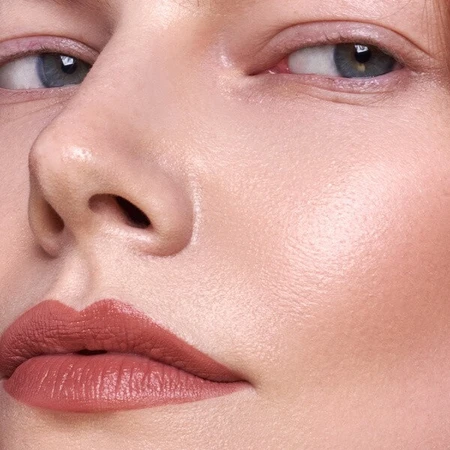 Madara Velvet Matte Cream Lipstick, ruj mat cu un finisaj satinat, Warm Nude, 3.8 g
