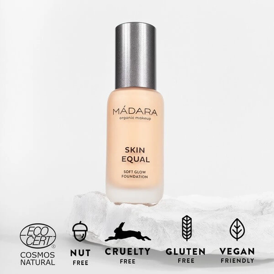 Madara Skin Equal, Soft Glow Foundation SPF15, Grundierung, Elfenbein 20, 30 ml.