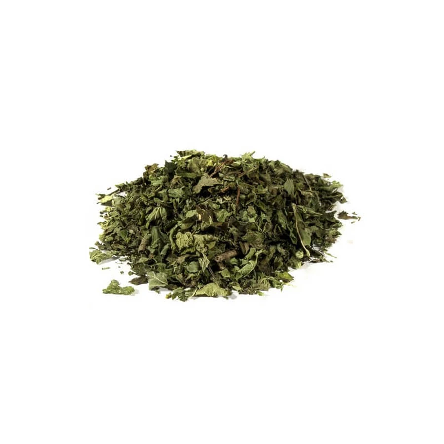  Melissa officinalis en tisana cortada de hierba y hojas