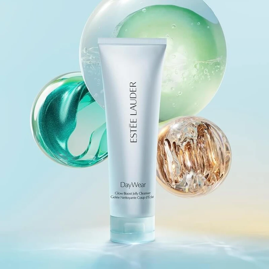 Estée Lauder Daywear Glow Boost Jelly Cleanser – oczyszczający i rozjaśniający piankowy płyn do mycia twarzy, 125 ml: ceny i cechy