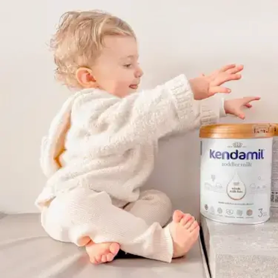 Kendamil Bio Nature zuigelingenvoeding, vanaf de geboorte, 3 x 800 g