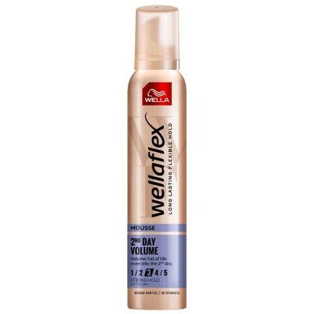 Wellaflex Mousse per capelli a tenuta forte, 200 ml